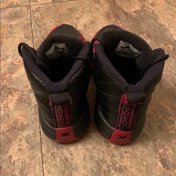 Air Jordan Retro 12 - Picture 4 of 4